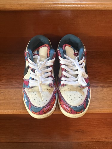 Size nike sb dunk - 8m/9.5w,