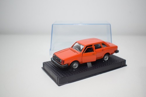 C13 nacoral intercars - 1:43, 124