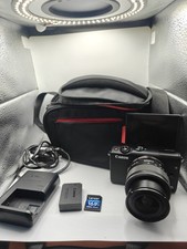 Canon EOS M100 Noir + Objectif