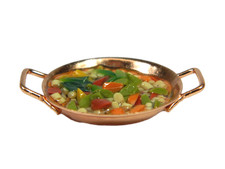 Pentola con pietanze per