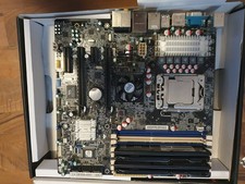 Scheda madre ATX FOXCONN
