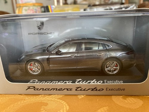 Porsche panamera 2017 - porsche, 1:43