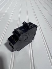 CHALLENGER CIECUIT BREAKER TANDEM 15 Ampere