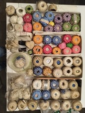 Set di gomitoli di cotone vari colori.Cotone di alto pregio.Lotto completo...