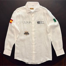 Camicia bianca con bottoni