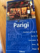 Guida turistica vintage del 2004 intitolata "Parigi - The AA ESSENTIAL Guide"