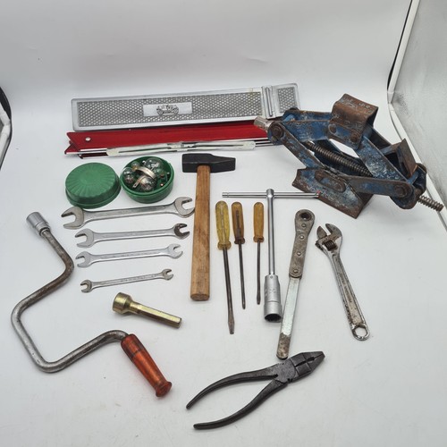 Iso rivolta grifo 300 340 - rivolta,