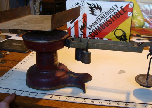 Antico bancone negozio vintage