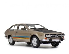 ALFA ROMEO ALFETTA GTV 2000 TURBODELTA 1979 GOLD LAUDORACING LM130C2 1:18