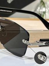 Occhiali da sole stile cuori