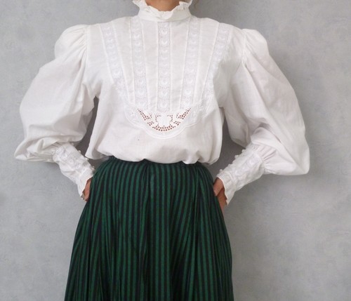 Vintage victorian style