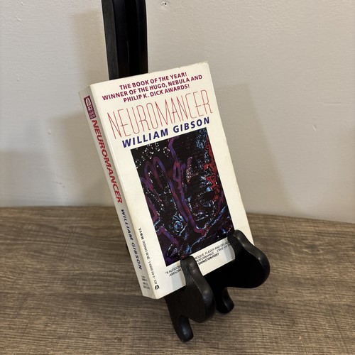 Necromancer william gibson - by,