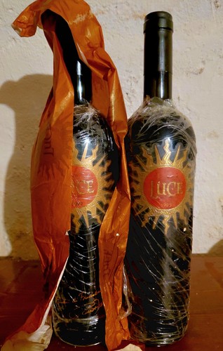 Bottiglie luce della vite - bottiglie,