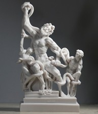 Scultura statua in marmo fuso