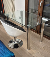 Scrivania ufficio elegante con