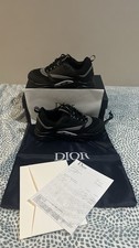 Dior B22 negras con detalles