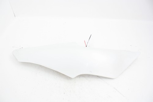 Right tail windshield - right,