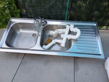 lavandino in acciaio 