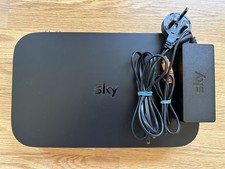 Sky Box ES240 solo con cavo di alimentazione