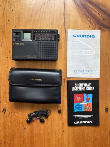 Vintage grundig traveller - vintage,