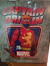Bowen Designs CAPTAIN BRITAIN 1970's version mini bust/statue~Avengers~NIB
