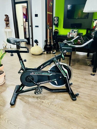 Cyclette fitness 515 nero e - jk,