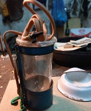 sputacchiere in metallo smaltato e clistere