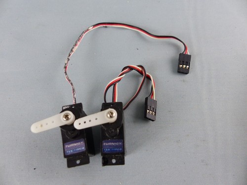 Lot servo turnigy - servo,