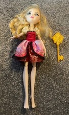 BAMBOLA EVER AFTER HIGH BIANCO