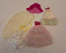 Lotto abiti Barbie Dream Glow, Crystal,Beauty Secrets Mattel e altro