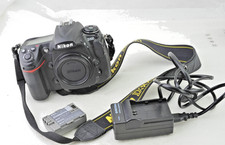 Nikon D300 12.3MP DSLR fotocamera, scatti/shutter count 7640