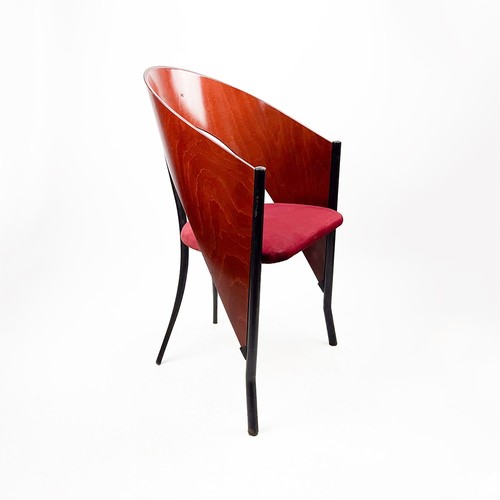 Sedia dal design postmoderno