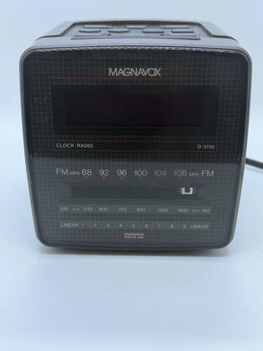 Vintage 80s cube - cube, magnavox