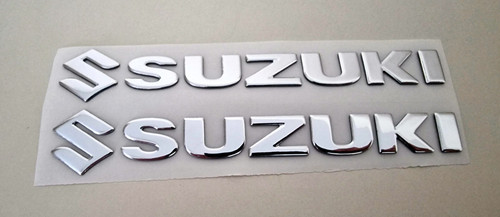 Suzuki argento cromo - 3d, badge