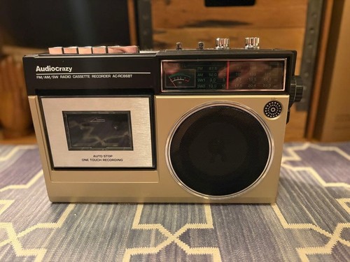 Audio crazy 80s boombox - audio,