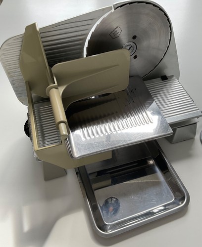 Graef affettatrice universale