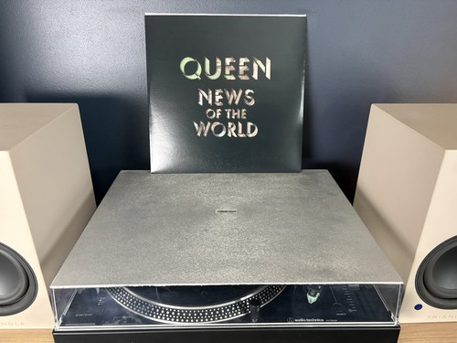 Queen news the world - news,