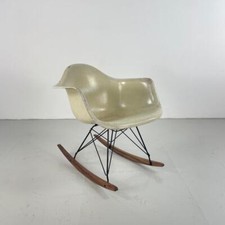 RARA SEDIA A DONDOLO VINTAGE ANNI 50 EAMES HERMAN MILLER IN BIANCO PERGAMENA #4145