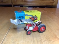 Trattore Corgi Toys 57 Massey