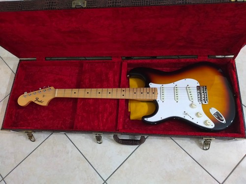 Fender stratocaster - fender,