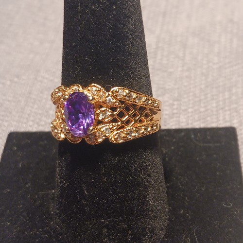 Anello cocktail zirconi viola