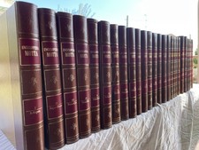 Enciclopedia Motta 1977 14 volumi + 39 appendici.