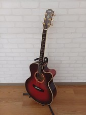 Chitarra acustica elettrica