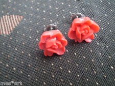 Orecchini a fiori in acciaio inox vari colori e motivo Шпилька Kolczyk