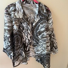 Cardigan Chico's Geo Print