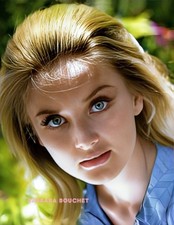 BARBARA BOUCHET #10 BEAUTIFUL