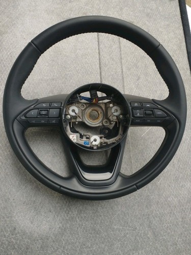 Volante toyota yaris - volante, hybrid