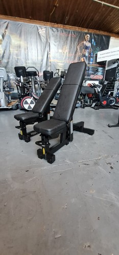 Panca regolabile technogym - panca,