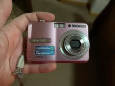 Samsung S860 8.1 MP Digital