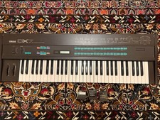 Yamaha DX7 Sintetizzatore FM